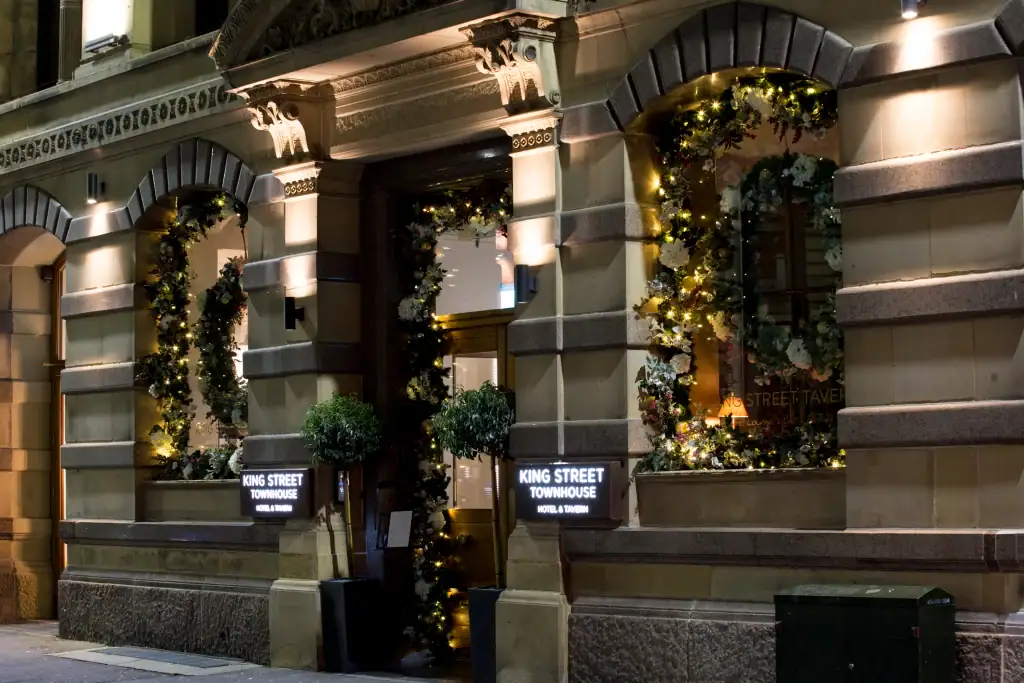 King Street Townhouse manchester external Christmas display garlands with lights