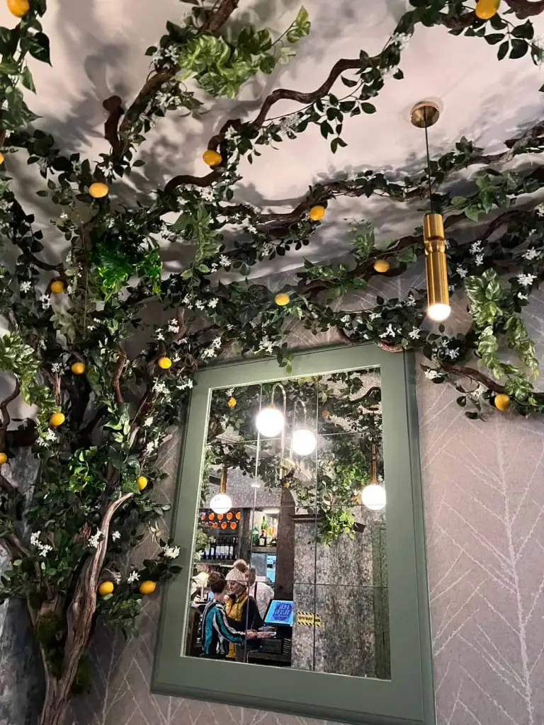 Lemon trees at Per Tutti