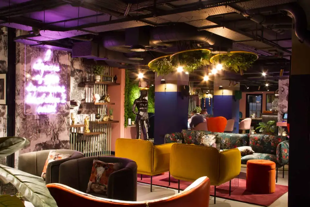 Qbic, Manchester lounge artificial planting scheme