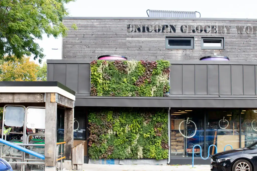 HYVERT living wall Unicorn Grocery