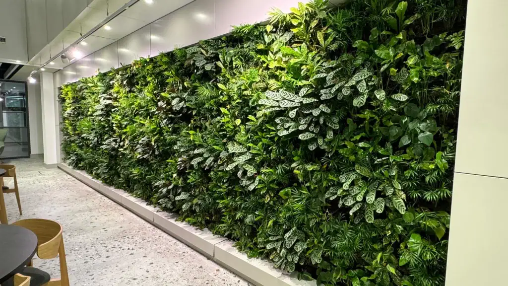 HYVERT living wall internal workspace