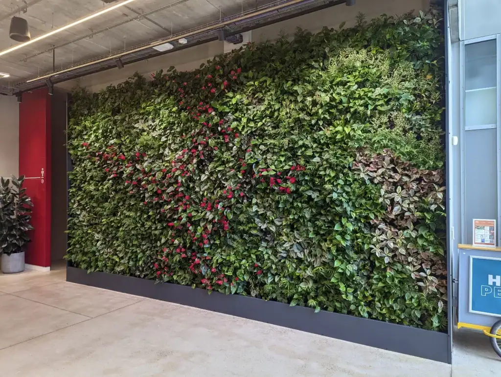Indoor HYVERT living Wall system by I Want Plants