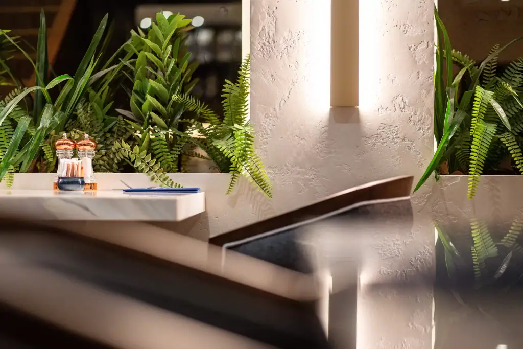 Hospitality artificial plants by I want plants