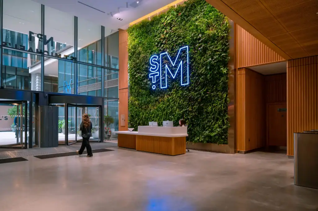 No 1 St Michael's Manchester with HYVERT.AI living wall in lobby
